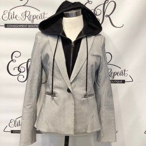 VERONICA BEARD SZ 8 PIN STRIPE BLAZER